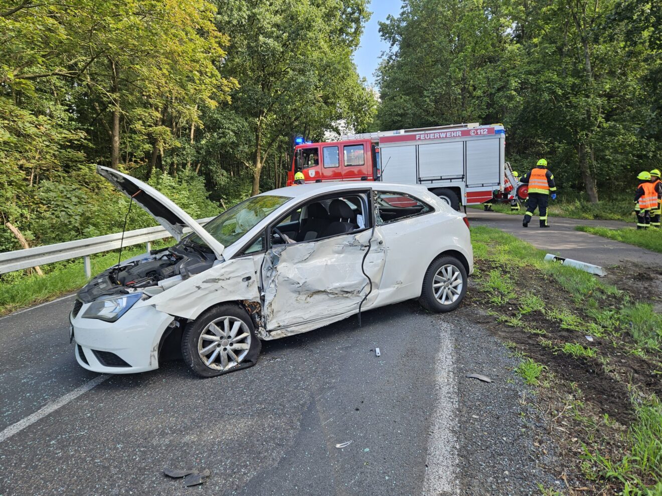Verkehrsunfall auf Landstraße L962 zwischen Briest und Krahnepuhl